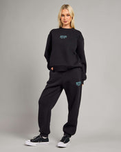 Load image into Gallery viewer, Surf Staple Trackpant - Black