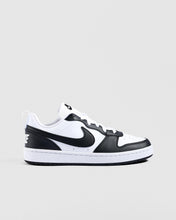 Load image into Gallery viewer, Court Borough Low Recraft GS - Black / White