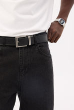 Load image into Gallery viewer, Lounger Jean - Washed Black