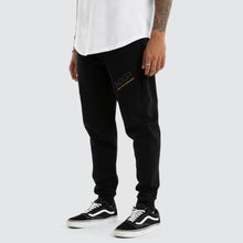 Load image into Gallery viewer, Turret Slim Trackpant - Black