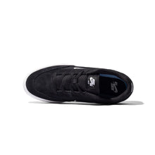 Load image into Gallery viewer, Nike SB Malor - Black White Black
