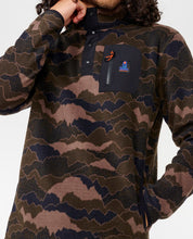 Load image into Gallery viewer, Search Polar Fleece Crew - Camo
