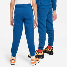 Load image into Gallery viewer, Kids Nike Sportswear Club Fleece jogger - Blue
