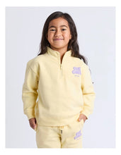 Load image into Gallery viewer, Sports Club 1/4 Zip - Lemon
