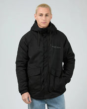 Load image into Gallery viewer, Setback jacket - Black
