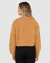 Load image into Gallery viewer, Folktale Crop Chucky Knit - Pale Mustard
