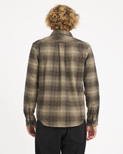 Load image into Gallery viewer, Hughes Flannel - Pirate Black
