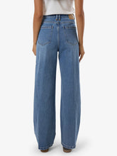 Load image into Gallery viewer, Cherry Stretch Jean - Dark Dust Blue
