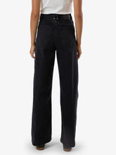 Load image into Gallery viewer, Holly Stretch Jean - Aged Black
