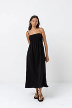 Load image into Gallery viewer, Classic Shirred Midi Dress - Black
