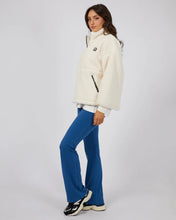 Load image into Gallery viewer, Amara Quarter Zip Teddy - White
