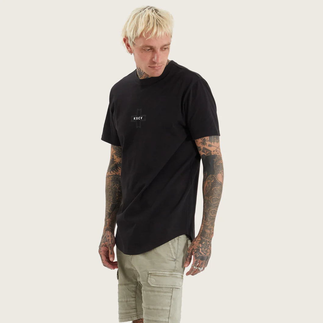 Gravel Dual Curved Tee - Jet Black