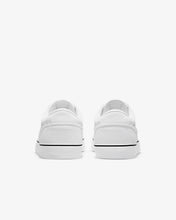 Load image into Gallery viewer, Nike SB Chron 2 Canvas - White/White
