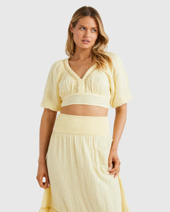 In The Palms Top - Retro Yellow