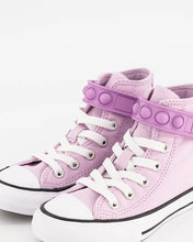 Load image into Gallery viewer, Kid Chuck Taylor Bubble Strap 1V - Stardust Lilac/Grape Fizz
