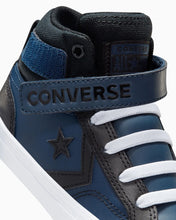 Load image into Gallery viewer, Kids Pro Blaze Strap Hi - Navy/Black/White
