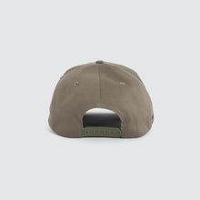 Load image into Gallery viewer, Axis Cap - Khaki
