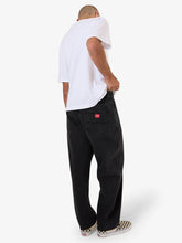 Load image into Gallery viewer, Big Lounger jean - Washed Black
