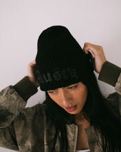 Load image into Gallery viewer, Roxanne Beanie - Black
