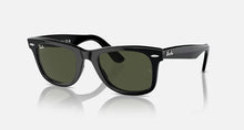 Load image into Gallery viewer, Wayfarer Black - G-15 Green
