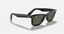 Load image into Gallery viewer, Wayfarer Black - Green Polar
