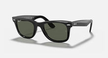 Load image into Gallery viewer, Wayfarer Black - Green Polar
