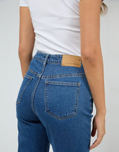 Load image into Gallery viewer, Indy Slim Fit - Denim
