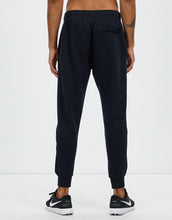 Load image into Gallery viewer, Mens Nike Club BB Jogger - Black
