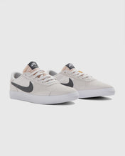 Load image into Gallery viewer, Nike SB Heritage Vulc - Vast Grey
