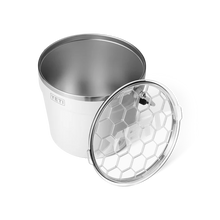 Load image into Gallery viewer, rambler beverage Bucket - White
