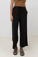 Load image into Gallery viewer, Classic Drawstring Pant - Black
