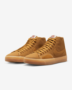 Nike SB BLZR Court Mid Premium - Desert