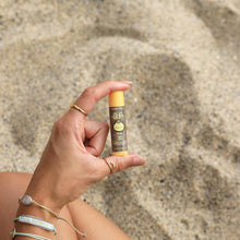 Load image into Gallery viewer, SunBum SPF 15 Lip Balm - Mango
